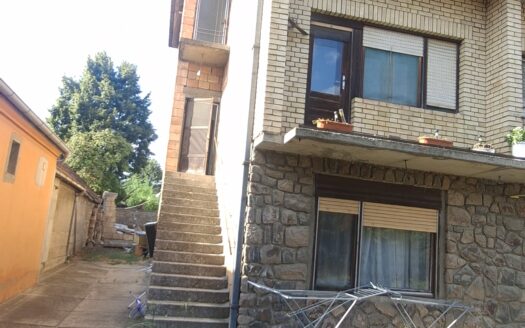 DVOJNA KUĆA NA PRODAJU – INĐIJA 80.000 eura